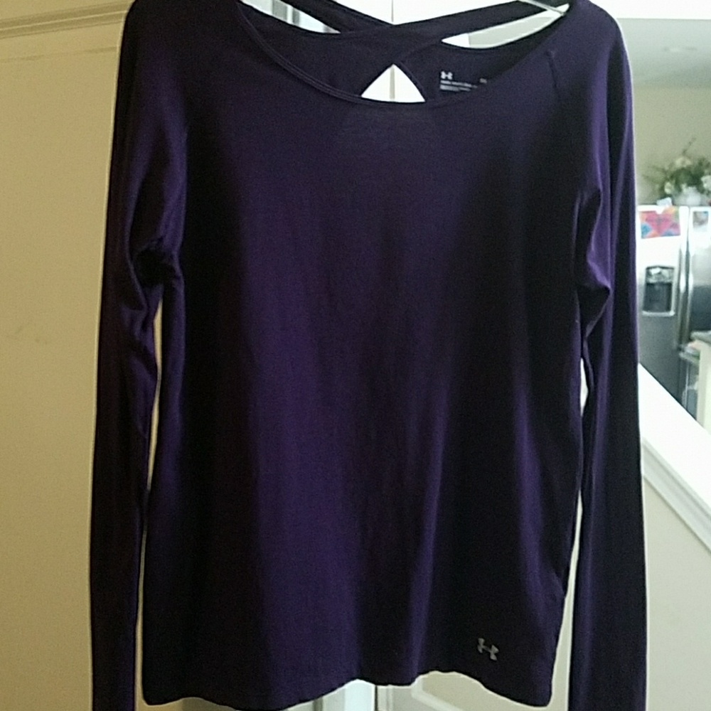 Long sleeve Under Armour top